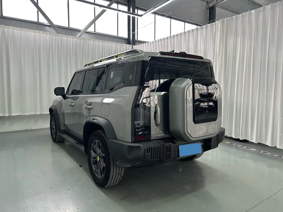 2023 Jetour Traveller 2.0T 254HP L4 7DCT,autocango,china used car exporter,china ev exporter,chinese used car exporter,chinese used ev exporter