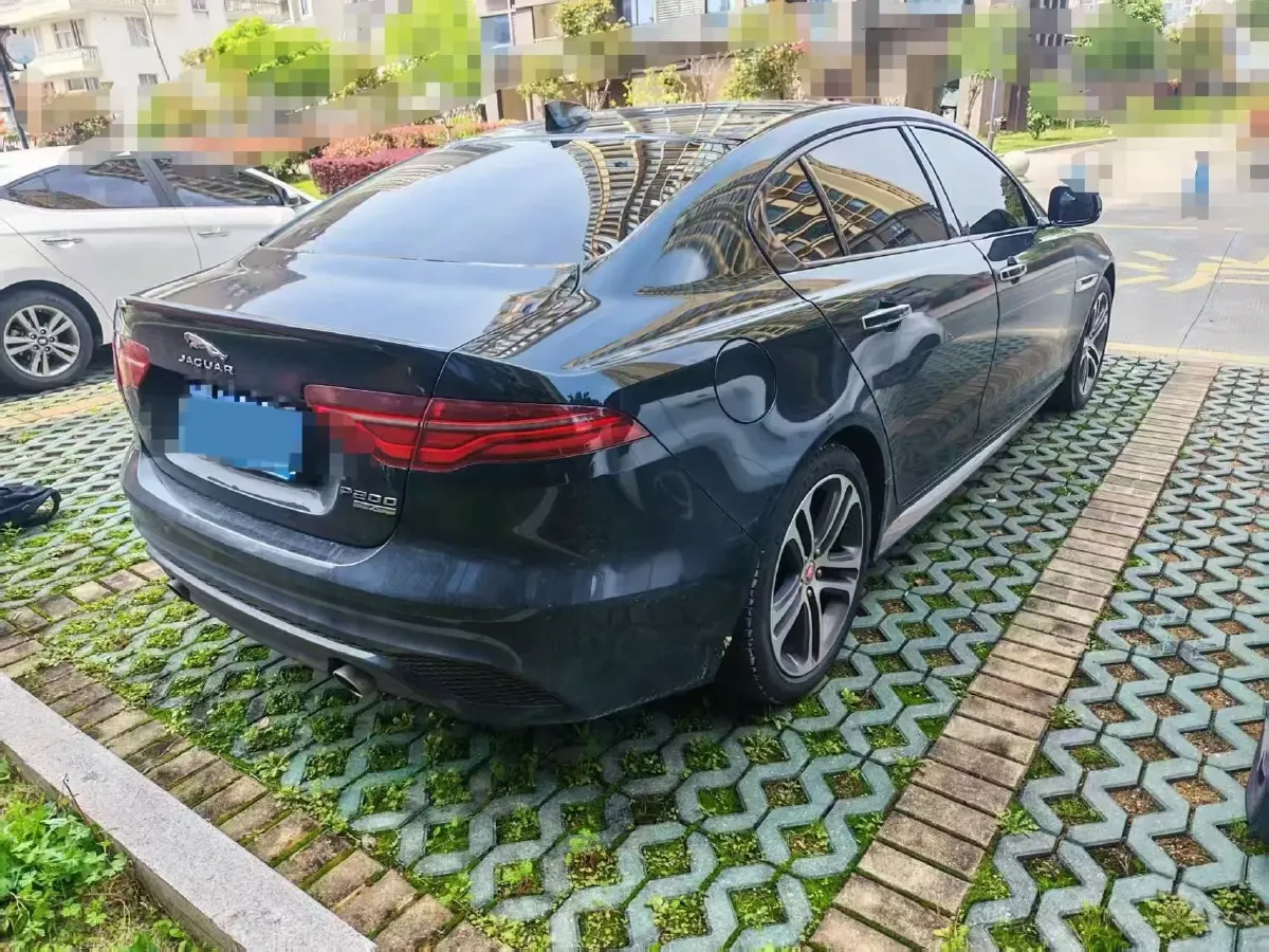 2021 Jaguar XEL 2.0T 200HP L4 8AT,autocango,china used car exporter,china ev exporter,chinese used car exporter,chinese used ev exporter