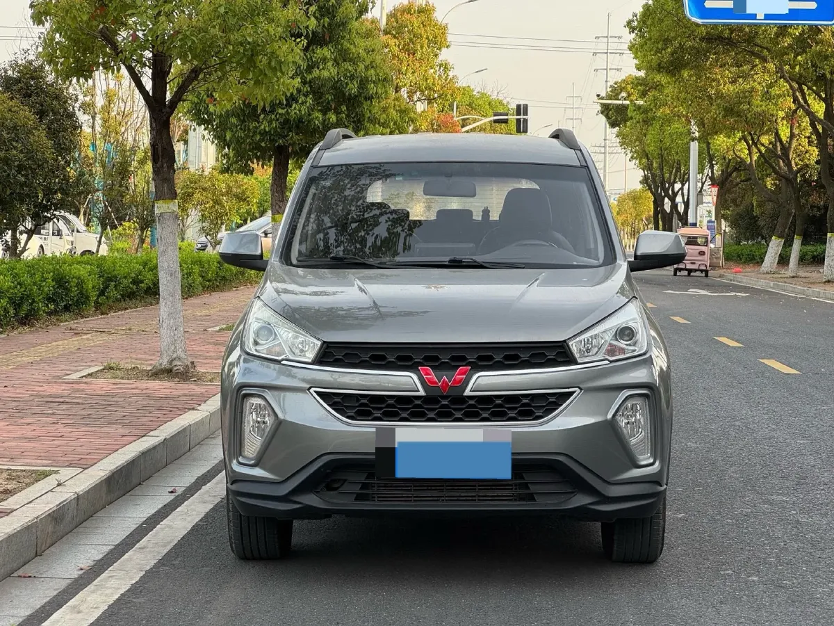 2018 WuLing HongGuang S3 1.5T 150HP L4 6MT,autocango,china used car exporter,china ev exporter,chinese used car exporter,chinese used ev exporter