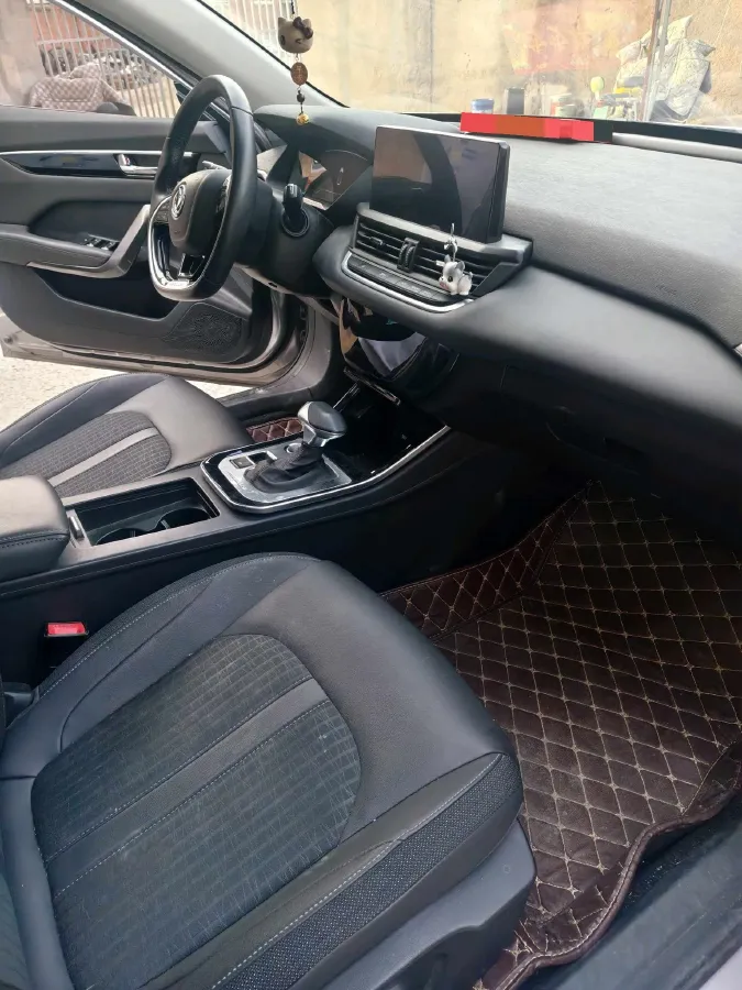 2020 DongFeng Aeolus YiXuan 1.5T 150HP L4 6DCT,autocango,china used car exporter,china ev exporter,chinese used car exporter,chinese used ev exporter