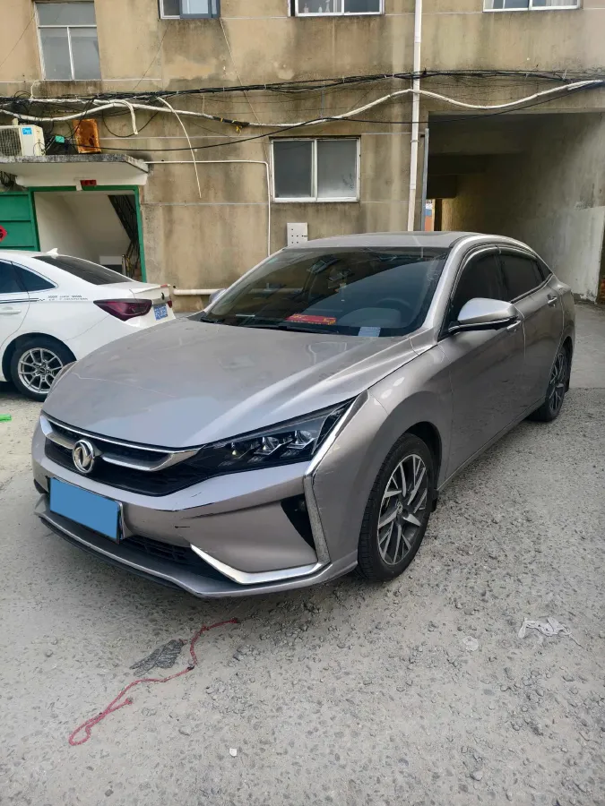 2020 DongFeng Aeolus YiXuan 1.5T 150HP L4 6DCT,autocango,china used car exporter,china ev exporter,chinese used car exporter,chinese used ev exporter
