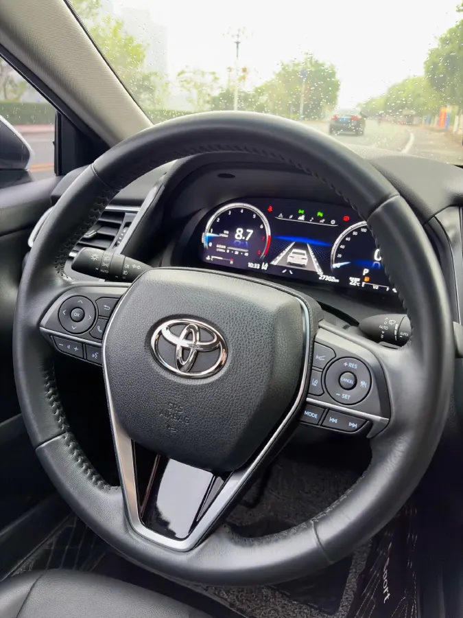 2021 Toyota Camry 2.5L 209HP L4 8AT,autocango,china used car exporter,china ev exporter,chinese used car exporter,chinese used ev exporter