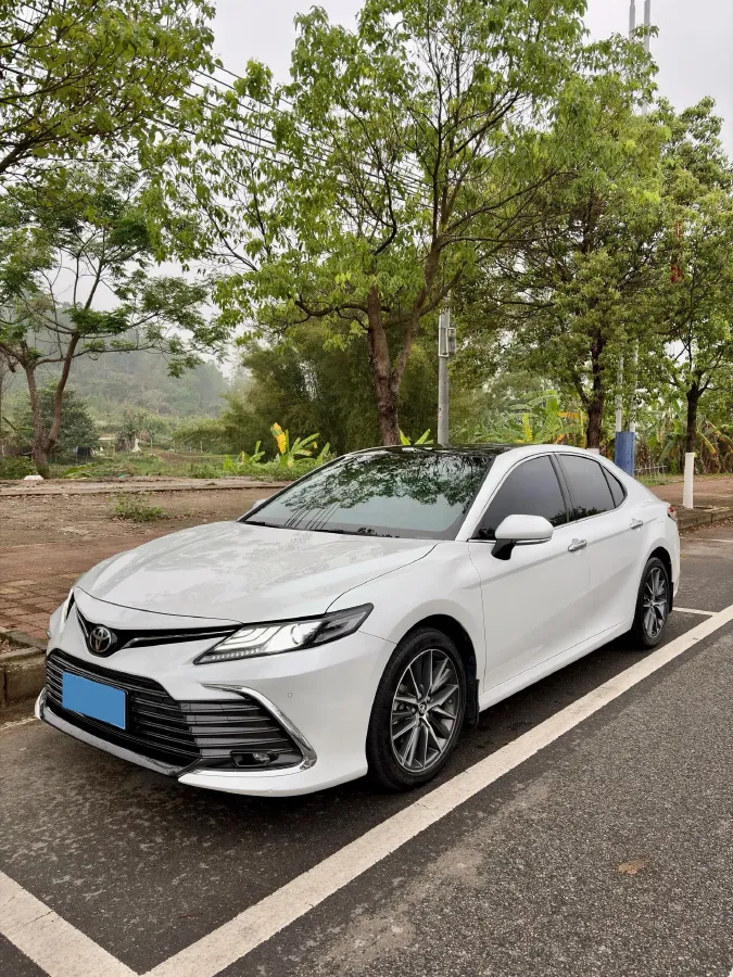 2021 Toyota Camry 2.5L 209HP L4 8AT,autocango,china used car exporter,china ev exporter,chinese used car exporter,chinese used ev exporter