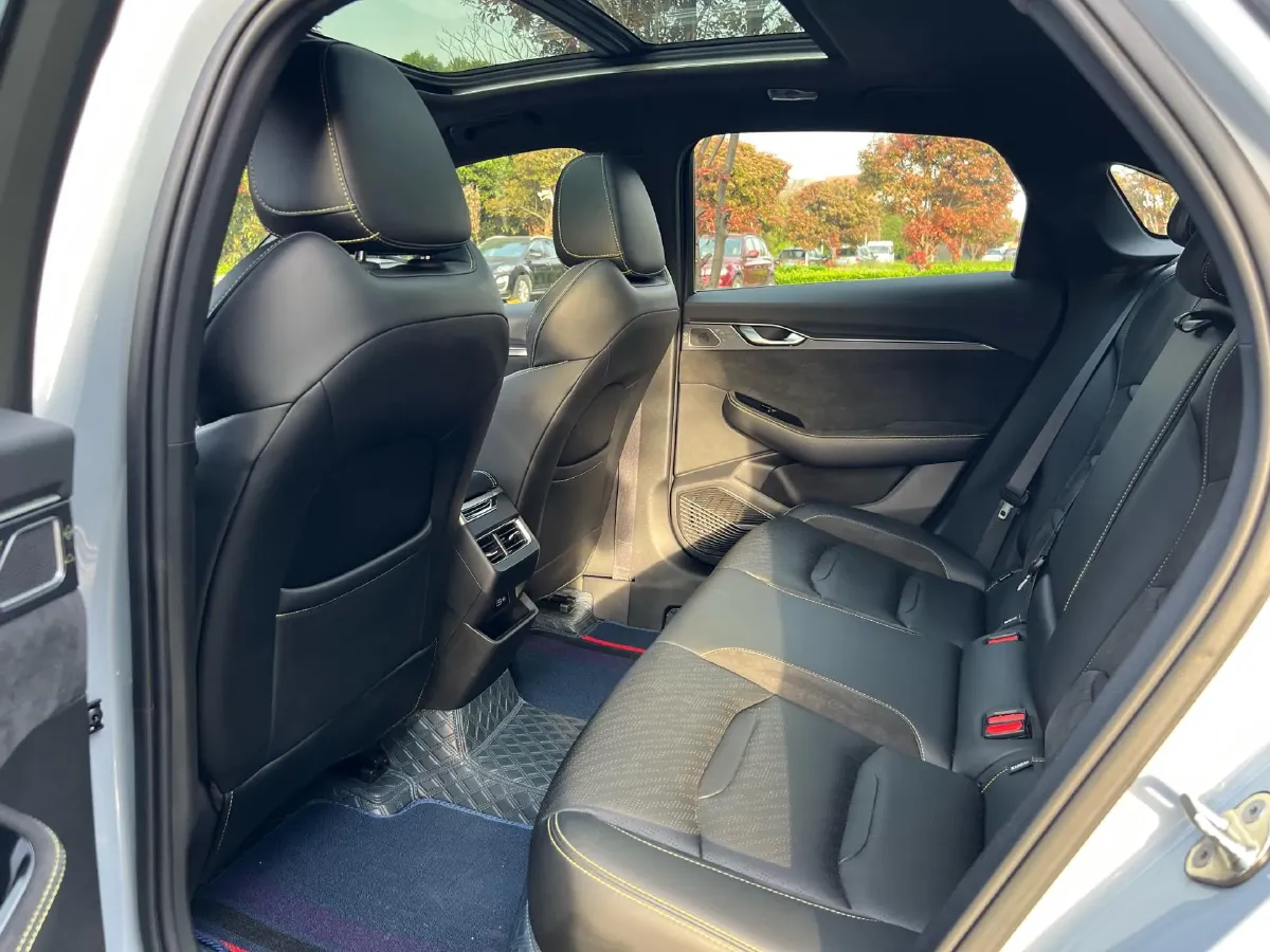 2021 Geely Preface 2.0T 190HP L4 7DCT,autocango,china used car exporter,china ev exporter,chinese used car exporter,chinese used ev exporter