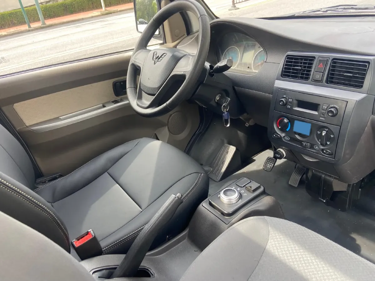 2021 Ruichi Auto EC31 BEV 36.288KWH,autocango,china used car exporter,china ev exporter,chinese used car exporter,chinese used ev exporter