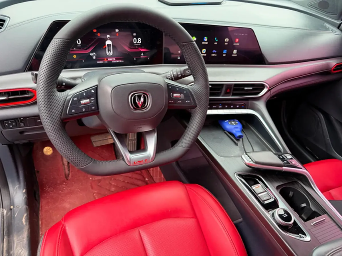 2020 ChangAn UNI-T 1.5T 180HP L4 7DCT,autocango,china used car exporter,china ev exporter,chinese used car exporter,chinese used ev exporter