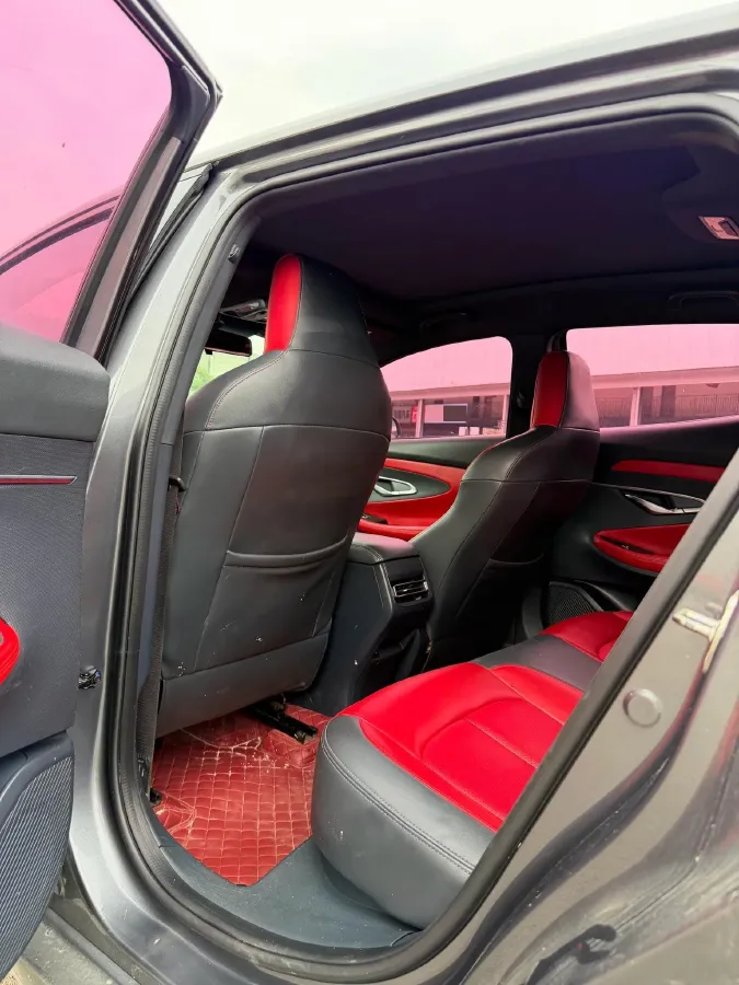 2020 ChangAn UNI-T 1.5T 180HP L4 7DCT,autocango,china used car exporter,china ev exporter,chinese used car exporter,chinese used ev exporter