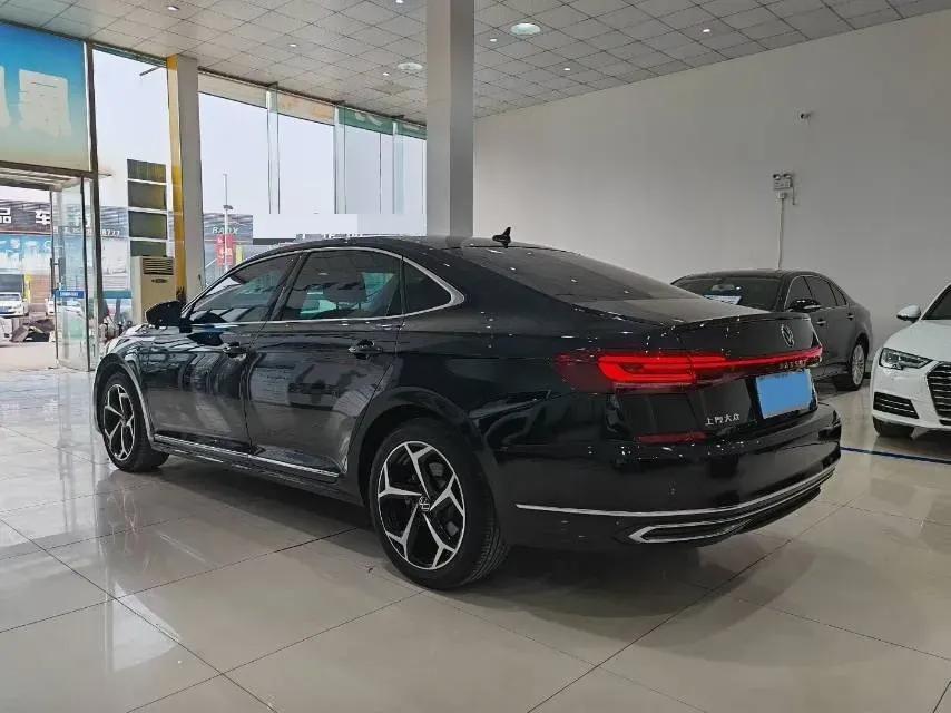 2023 Volkswagen Passat 2.0T 186HP L4 7DCT,autocango,china used car exporter,china ev exporter,chinese used car exporter,chinese used ev exporter