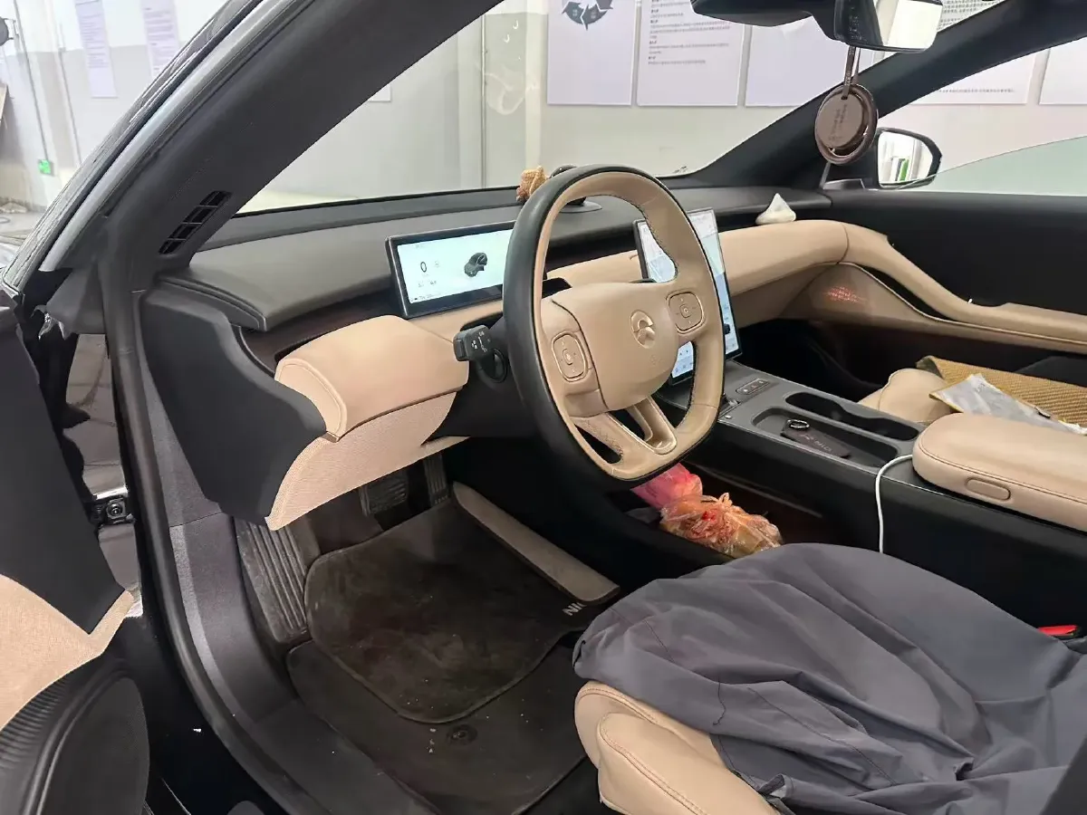 2022 JunTian HeiWuShi Youth 2.0T 203HP L4 6AT,autocango,china used car exporter,china ev exporter,chinese used car exporter,chinese used ev exporter