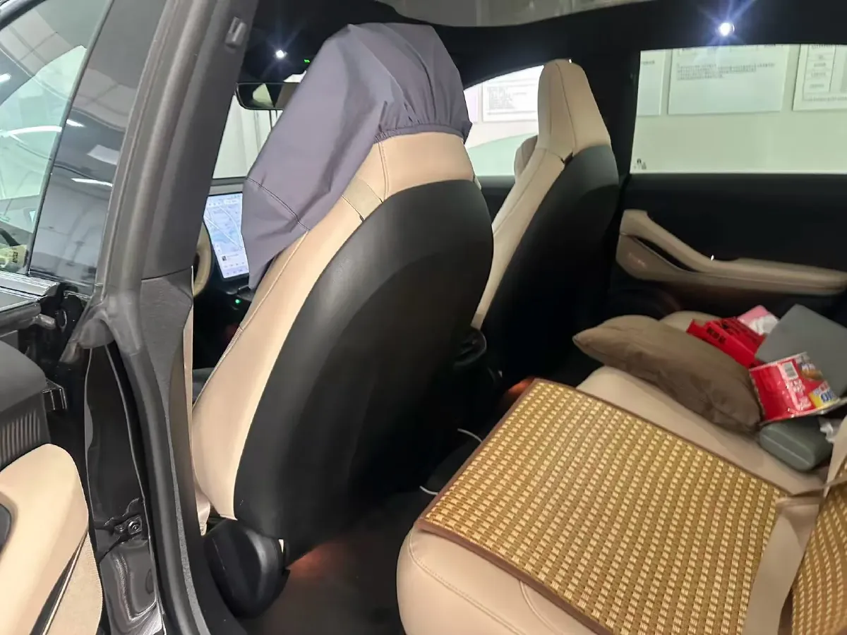 2022 JunTian HeiWuShi Youth 2.0T 203HP L4 6AT,autocango,china used car exporter,china ev exporter,chinese used car exporter,chinese used ev exporter