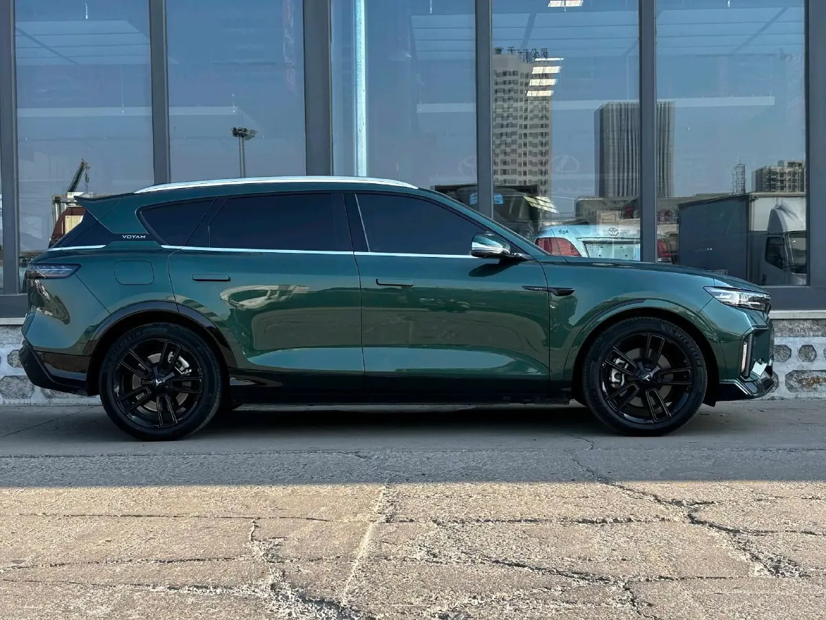 2024 Voyah FREE 1.5T 150HP L4 REEV 39.2KWH,autocango,china used car exporter,china ev exporter,chinese used car exporter,chinese used ev exporter