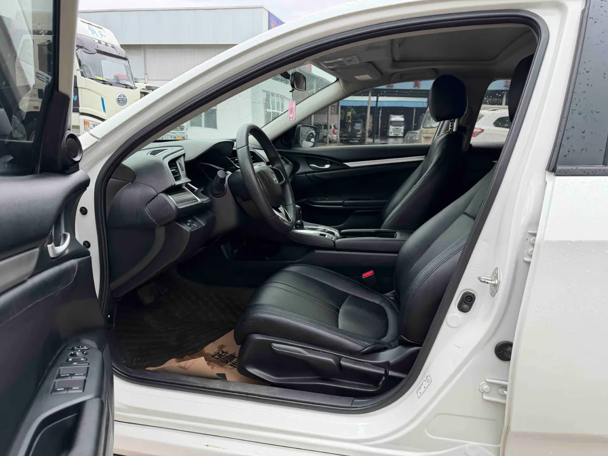 2019 Honda Civic 1.5T 177HP L4 CVT,autocango,china used car exporter,china ev exporter,chinese used car exporter,chinese used ev exporter