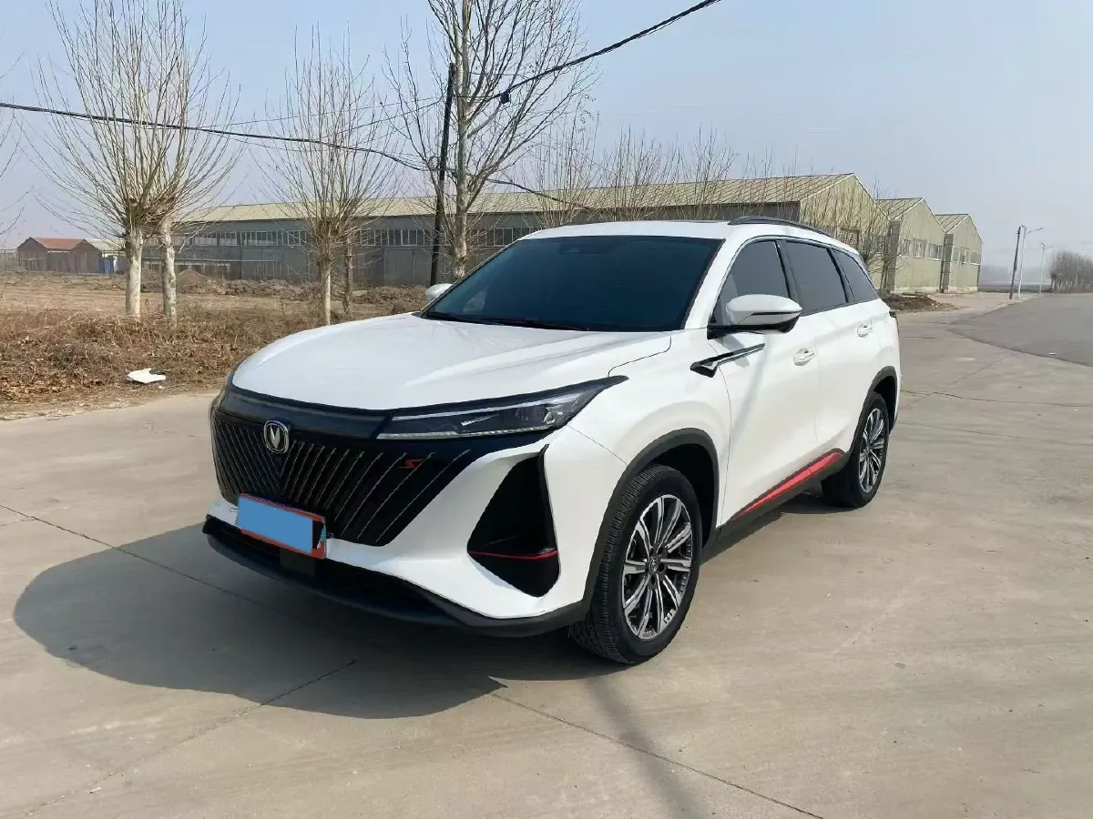 2024 ChangAn CS75 Plus 2.0T 233HP L4 8AT,autocango,china used car exporter,china ev exporter,chinese used car exporter,chinese used ev exporter