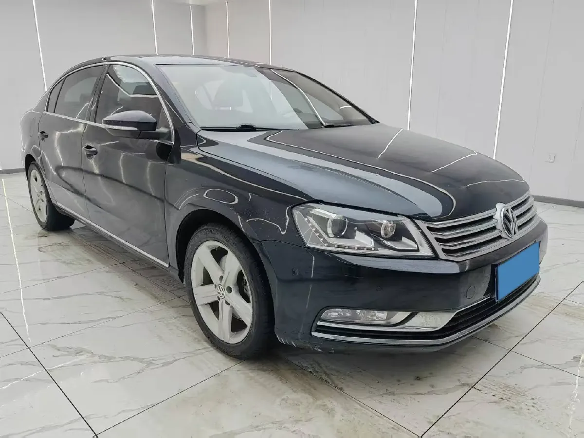 2015 Volkswagen Magotan 2.0T 200HP L4 6DCT,autocango,china used car exporter,china ev exporter,chinese used car exporter,chinese used ev exporter