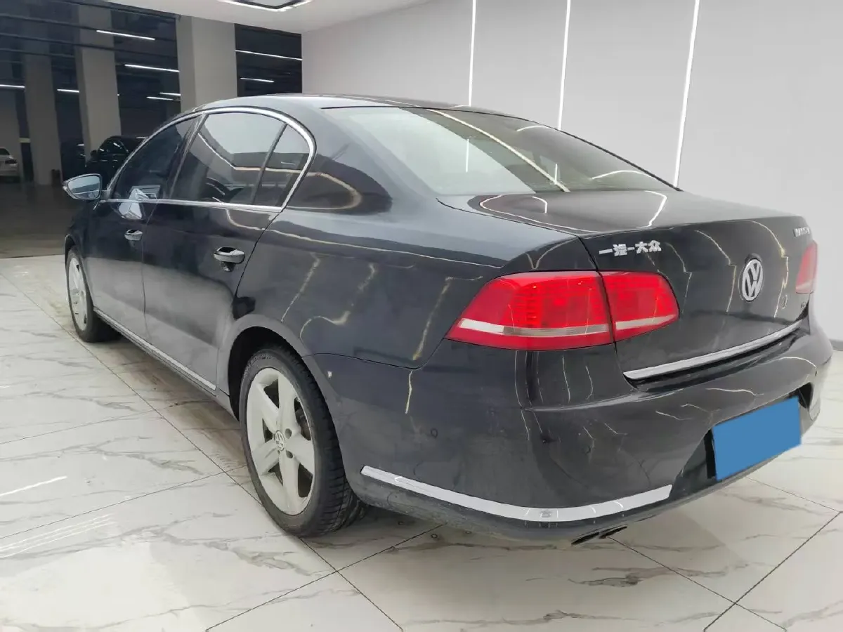 2015 Volkswagen Magotan 2.0T 200HP L4 6DCT,autocango,china used car exporter,china ev exporter,chinese used car exporter,chinese used ev exporter