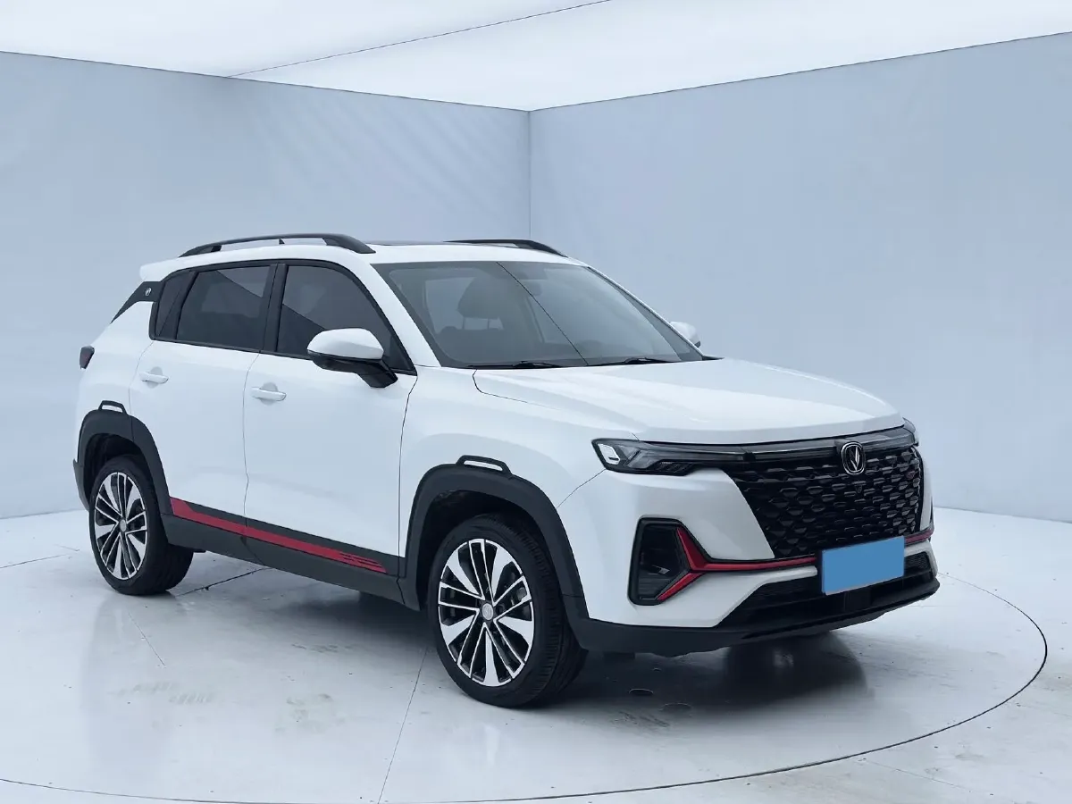 2022 ChangAn CS35 Plus 1.4T 160HP L4 7DCT,autocango,china used car exporter,china ev exporter,chinese used car exporter,chinese used ev exporter