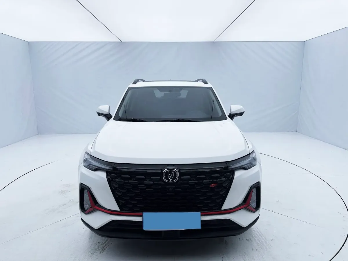 2022 ChangAn CS35 Plus 1.4T 160HP L4 7DCT,autocango,china used car exporter,china ev exporter,chinese used car exporter,chinese used ev exporter