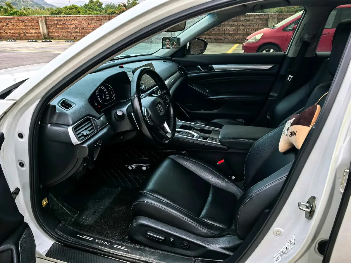 2018 Honda Accord 2.0L 146HP L4 E-CVT Hybrid,autocango,china used car exporter,china ev exporter,chinese used car exporter,chinese used ev exporter