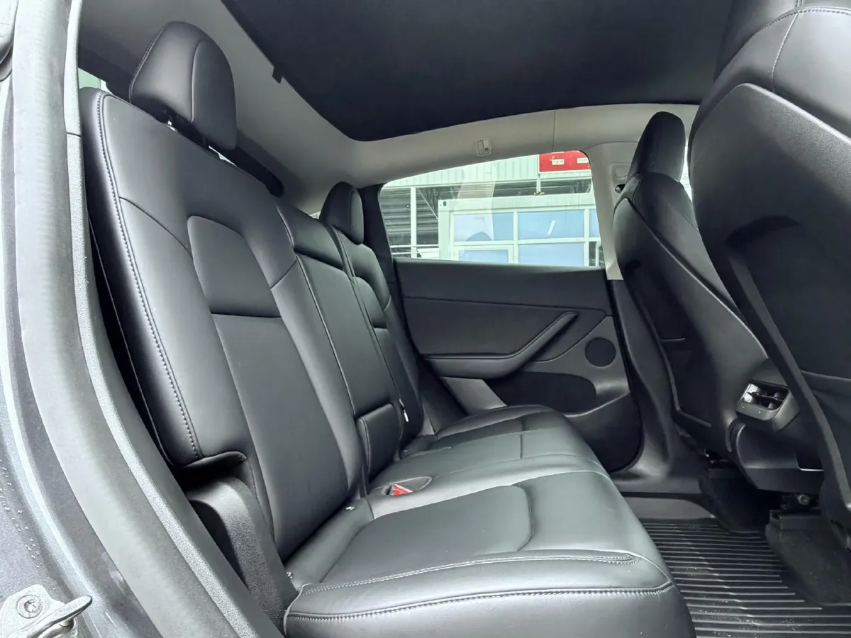 2022 Tesla Model Y BEV 60KWH,autocango,china used car exporter,china ev exporter,chinese used car exporter,chinese used ev exporter