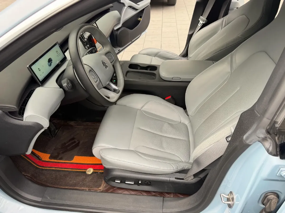 2022 JunTian HeiWuShi Youth 2.0T 203HP L4 6AT,autocango,china used car exporter,china ev exporter,chinese used car exporter,chinese used ev exporter