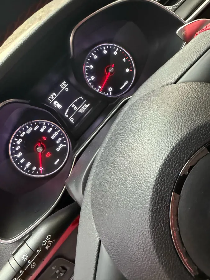 2019 MAXUS D60 1.5T 169HP L4 7DCT,autocango,china used car exporter,china ev exporter,chinese used car exporter,chinese used ev exporter