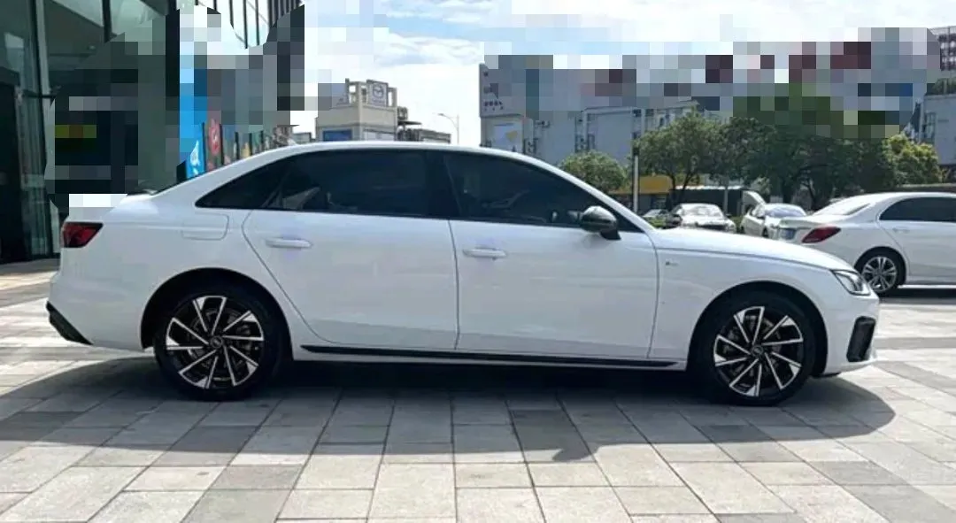 2023 Audi A4L 2.0T 190HP L4 7DCT,autocango,china used car exporter,china ev exporter,chinese used car exporter,chinese used ev exporter