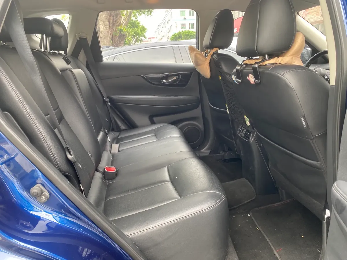 2020 Nissan X-Trail 2.0L 154HP L4 CVT,autocango,china used car exporter,china ev exporter,chinese used car exporter,chinese used ev exporter