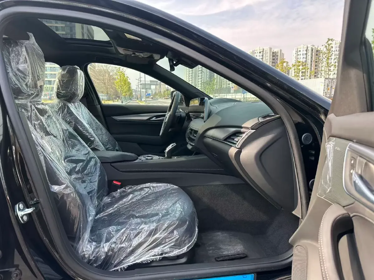 2024 Cadillac CT5 2.0T 237HP L4 10AT,autocango,china used car exporter,china ev exporter,chinese used car exporter,chinese used ev exporter