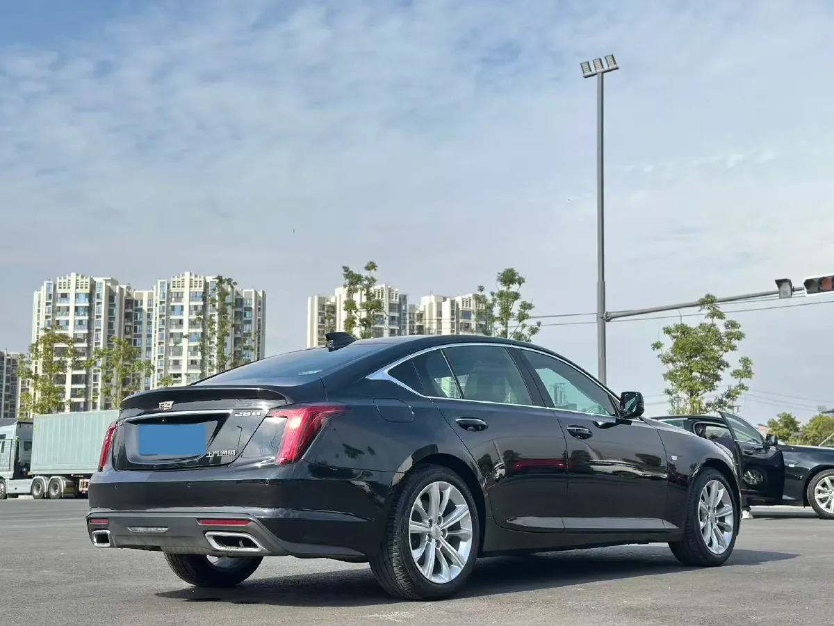 2024 Cadillac CT5 2.0T 237HP L4 10AT,autocango,china used car exporter,china ev exporter,chinese used car exporter,chinese used ev exporter