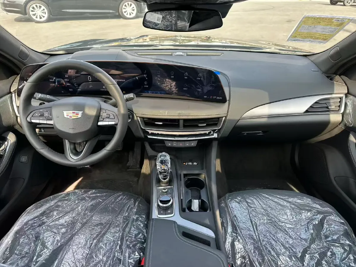 2024 Cadillac CT5 2.0T 237HP L4 10AT,autocango,china used car exporter,china ev exporter,chinese used car exporter,chinese used ev exporter