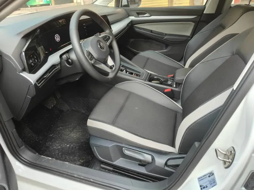 2023 Volkswagen Golf 1.4T 150HP L4 7DCT,autocango,china used car exporter,china ev exporter,chinese used car exporter,chinese used ev exporter