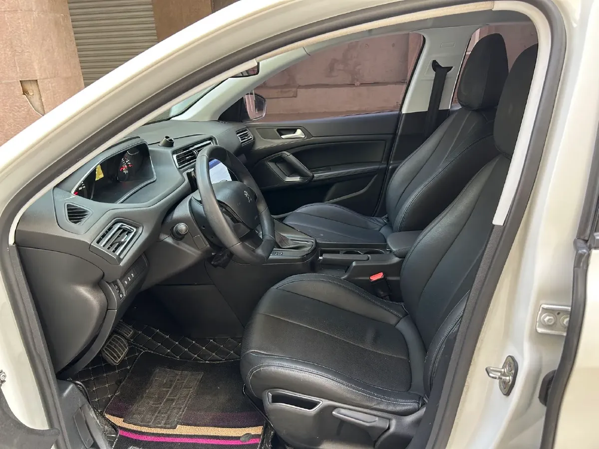 2016 Peugeot 308 1.6L 117HP L4 6AT,autocango,china used car exporter,china ev exporter,chinese used car exporter,chinese used ev exporter