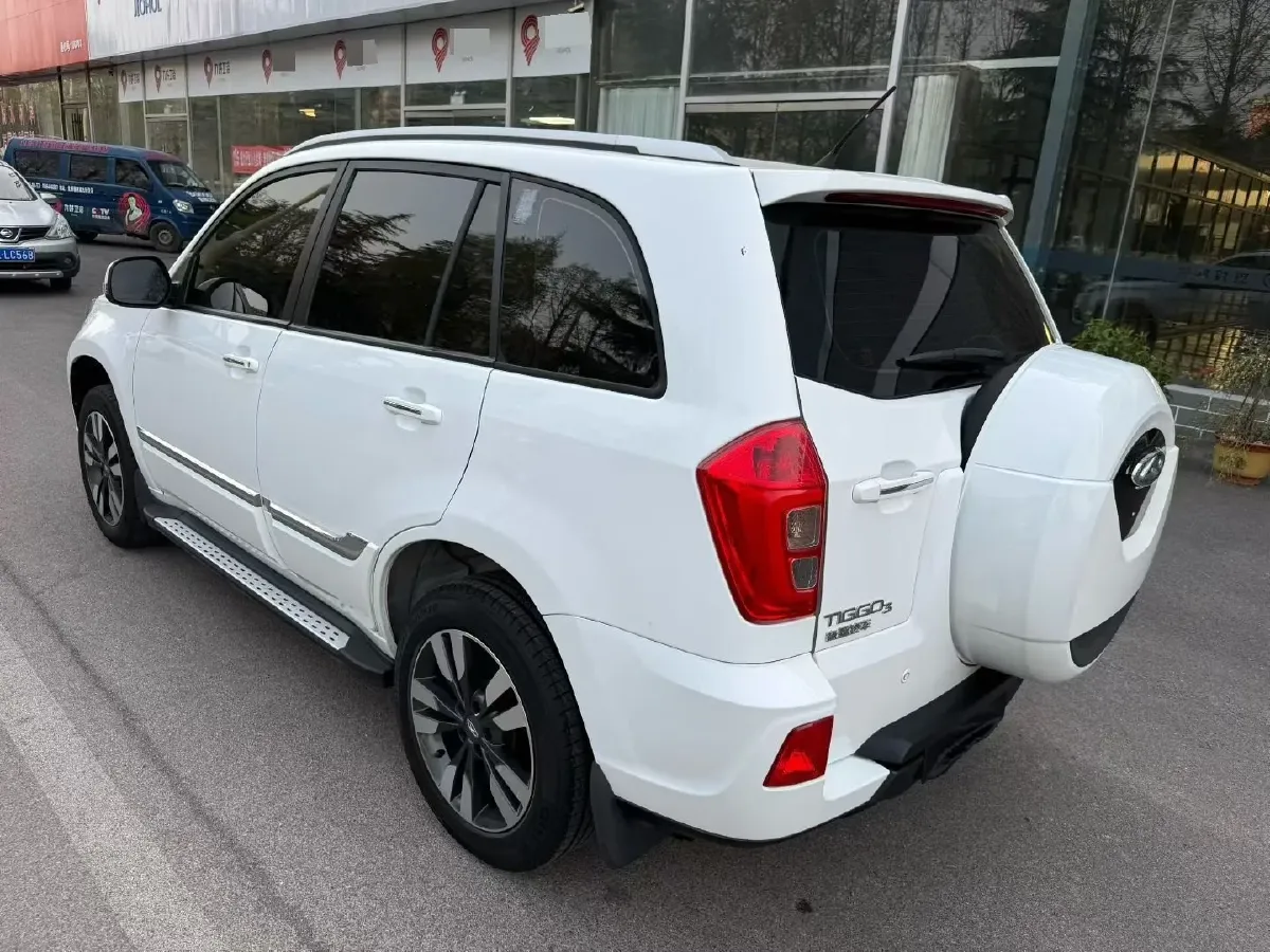 2016 Chery Tiggo 3 1.6L 126HP L4 5MT,autocango,china used car exporter,china ev exporter,chinese used car exporter,chinese used ev exporter