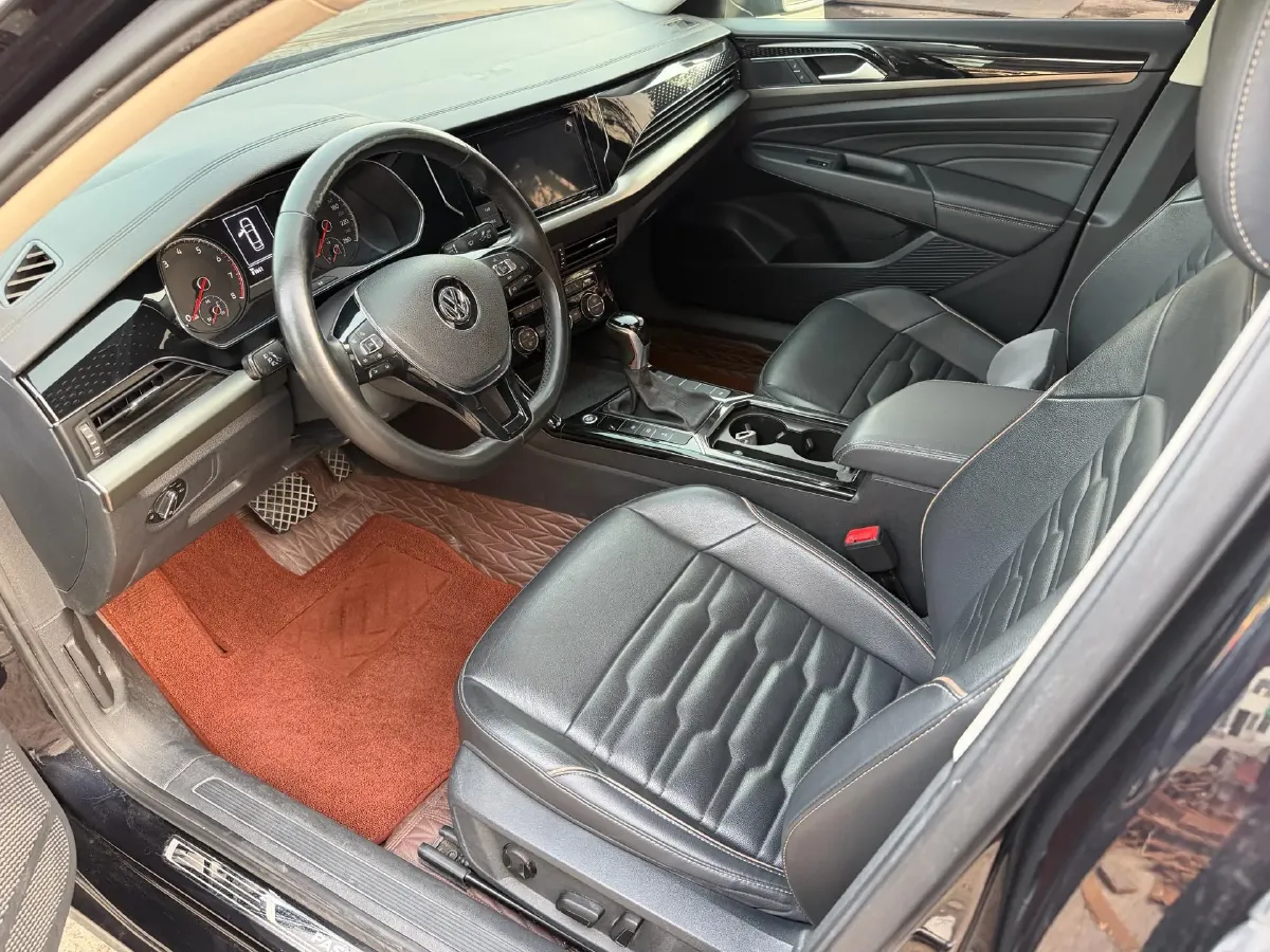 2019 Skoda Kodiak 2.0T 186HP L4 7DCT,autocango,china used car exporter,china ev exporter,chinese used car exporter,chinese used ev exporter