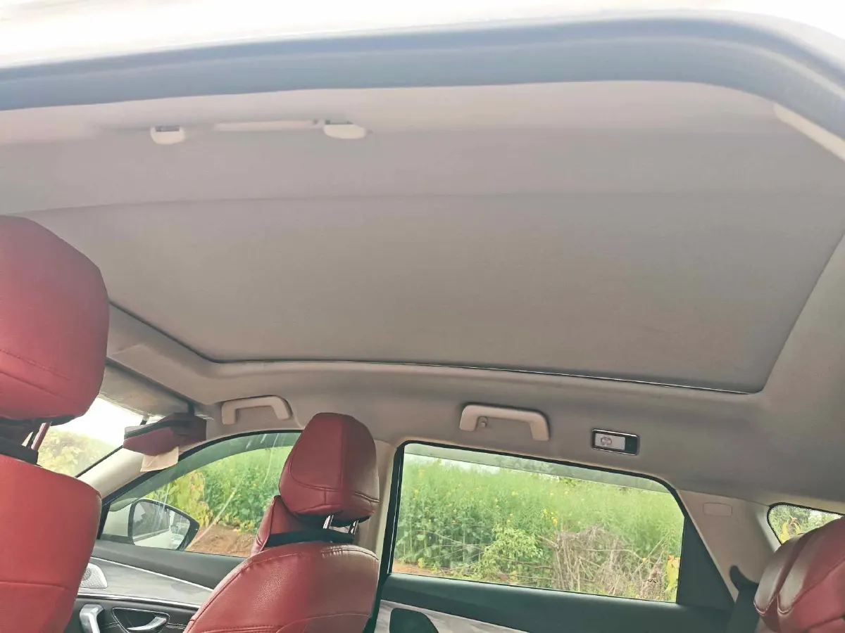 2023 ChangAn Oshan X7 Plus 1.5T 188HP L4 7DCT,autocango,china used car exporter,china ev exporter,chinese used car exporter,chinese used ev exporter