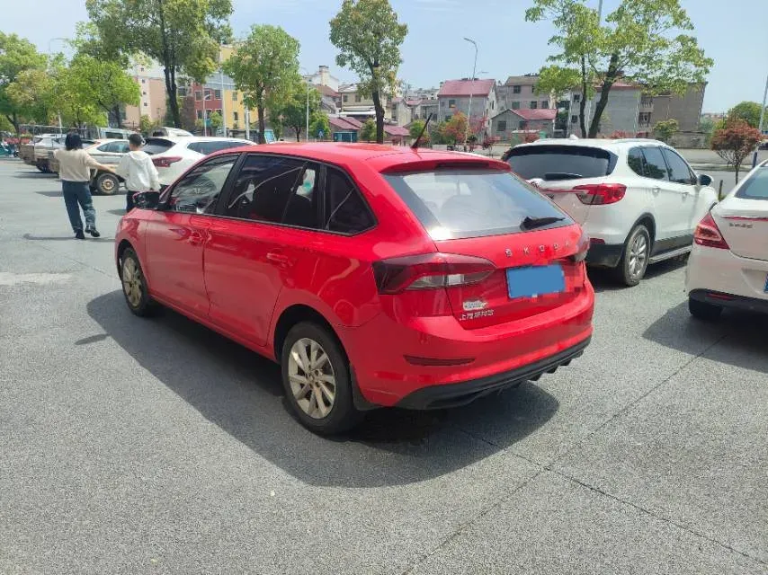 2020 Skoda Rapid Spaceback 1.5L 112HP L4 6AT,autocango,china used car exporter,china ev exporter,chinese used car exporter,chinese used ev exporter