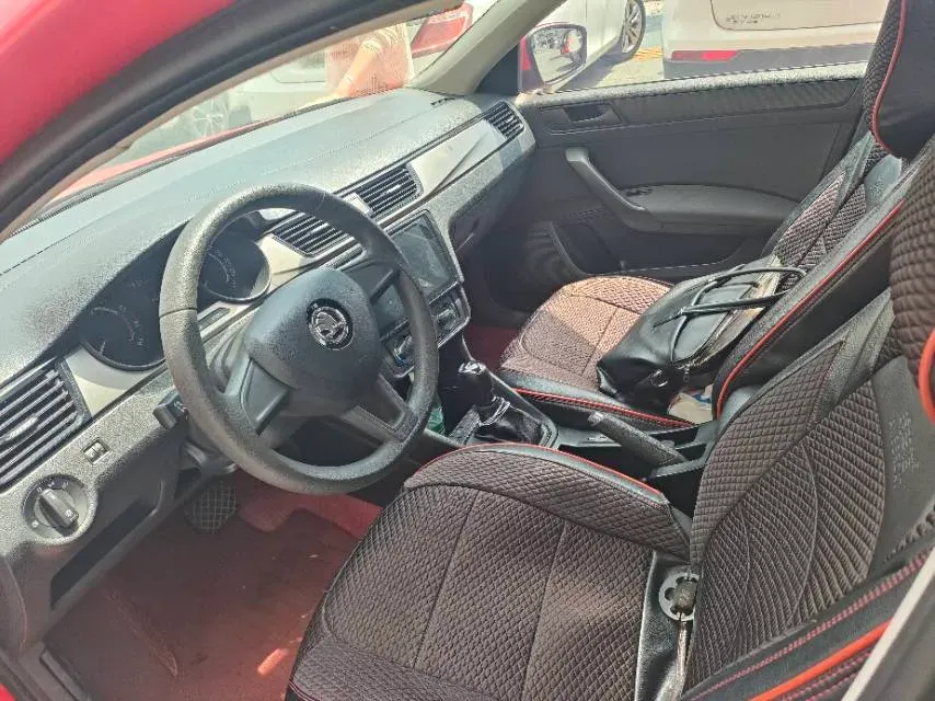 2020 Skoda Rapid Spaceback 1.5L 112HP L4 6AT,autocango,china used car exporter,china ev exporter,chinese used car exporter,chinese used ev exporter