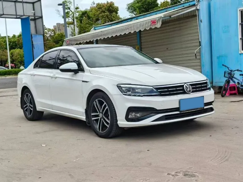2019 Volkswagen Passat 1.4T 150HP L4 7DCT,autocango,china used car exporter,china ev exporter,chinese used car exporter,chinese used ev exporter
