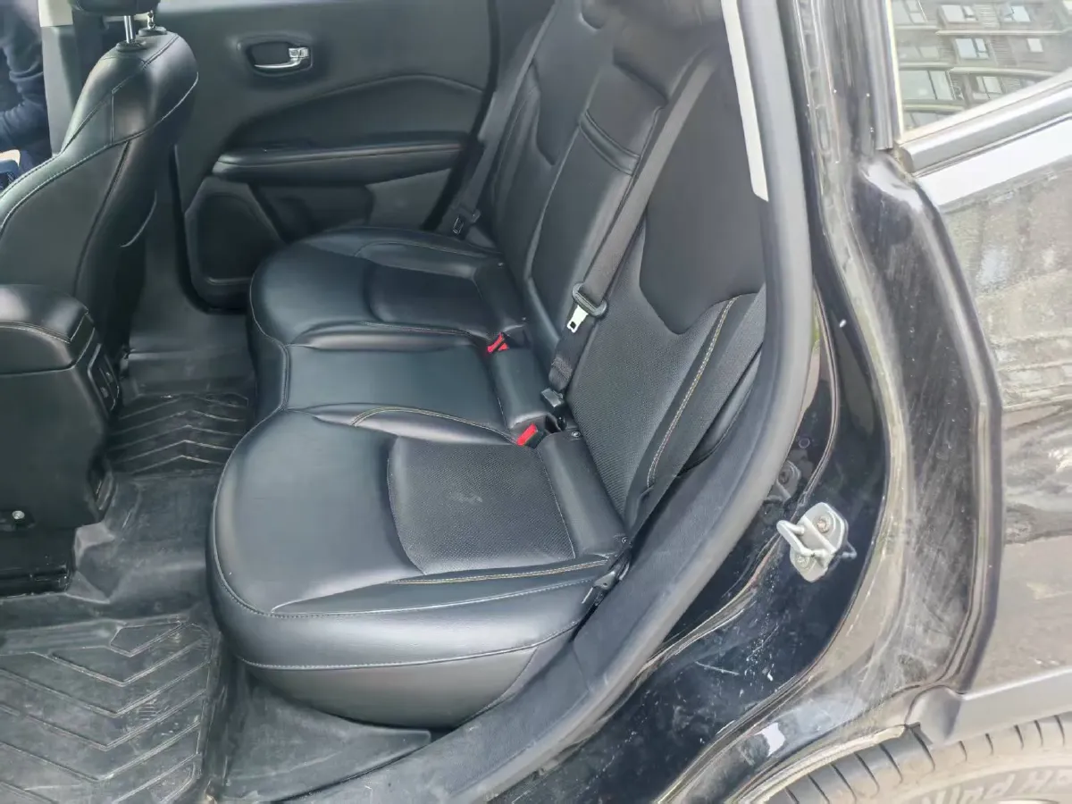 2018 Isuzu Mu-X 1.9T 163HP L4 6AT,autocango,china used car exporter,china ev exporter,chinese used car exporter,chinese used ev exporter