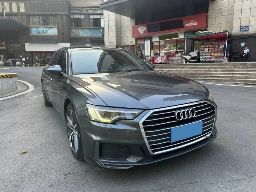 2019 Mercedes-Benz E Class 1.5T 184HP L4 9AT,autocango,china used car exporter,china ev exporter,chinese used car exporter,chinese used ev exporter