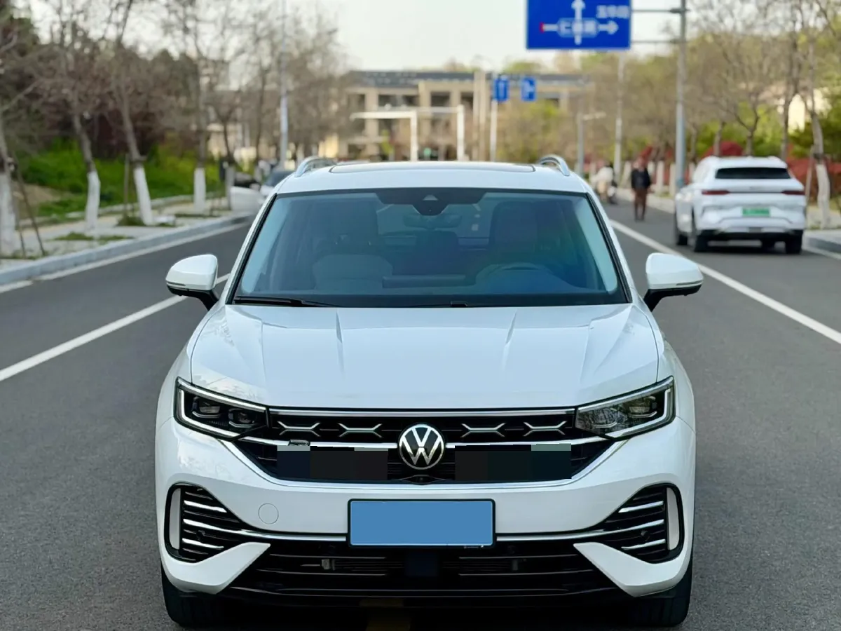 2023 Volkswagen Tayron 2.0T 220HP L4 7DCT,autocango,china used car exporter,china ev exporter,chinese used car exporter,chinese used ev exporter