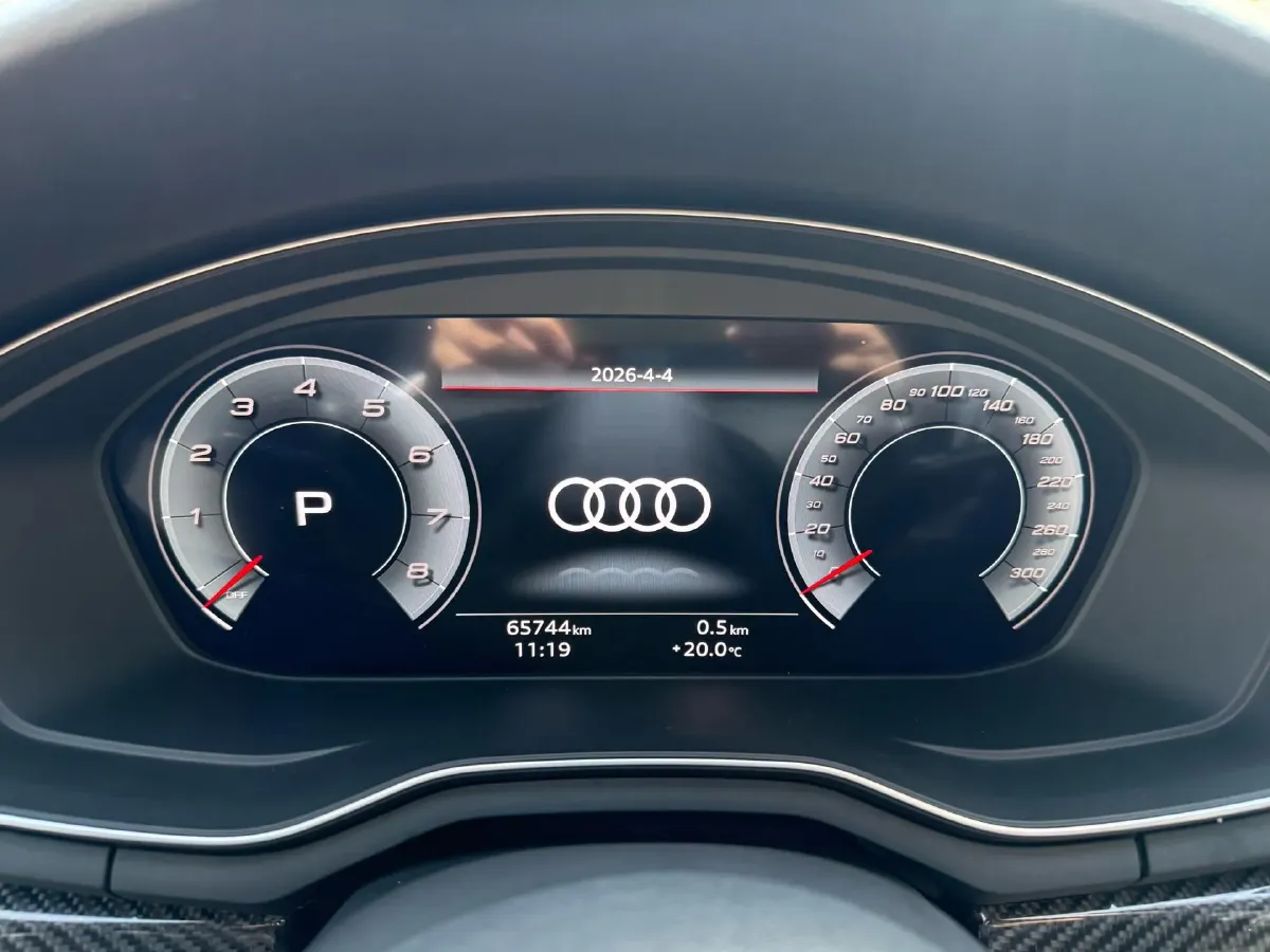 2020 Audi A4L 2.0T 252HP L4 7DCT,autocango,china used car exporter,china ev exporter,chinese used car exporter,chinese used ev exporter