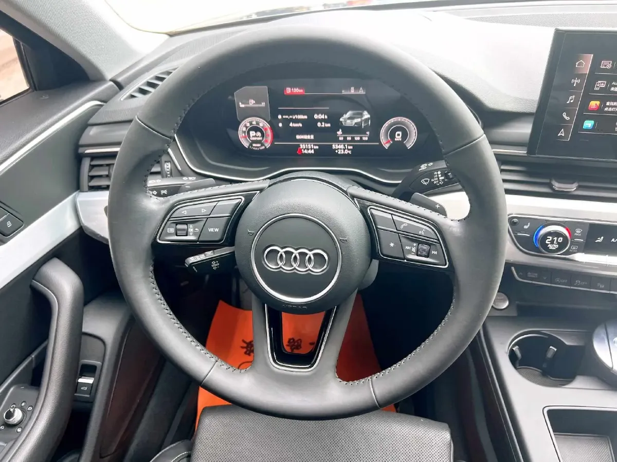 2020 Audi A4L 2.0T 190HP L4 7DCT,autocango,china used car exporter,china ev exporter,chinese used car exporter,chinese used ev exporter
