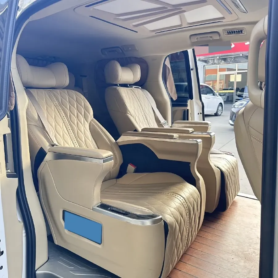 2022 Buick GL8 2.0T 237HP L4 9AT,autocango,china used car exporter,china ev exporter,chinese used car exporter,chinese used ev exporter