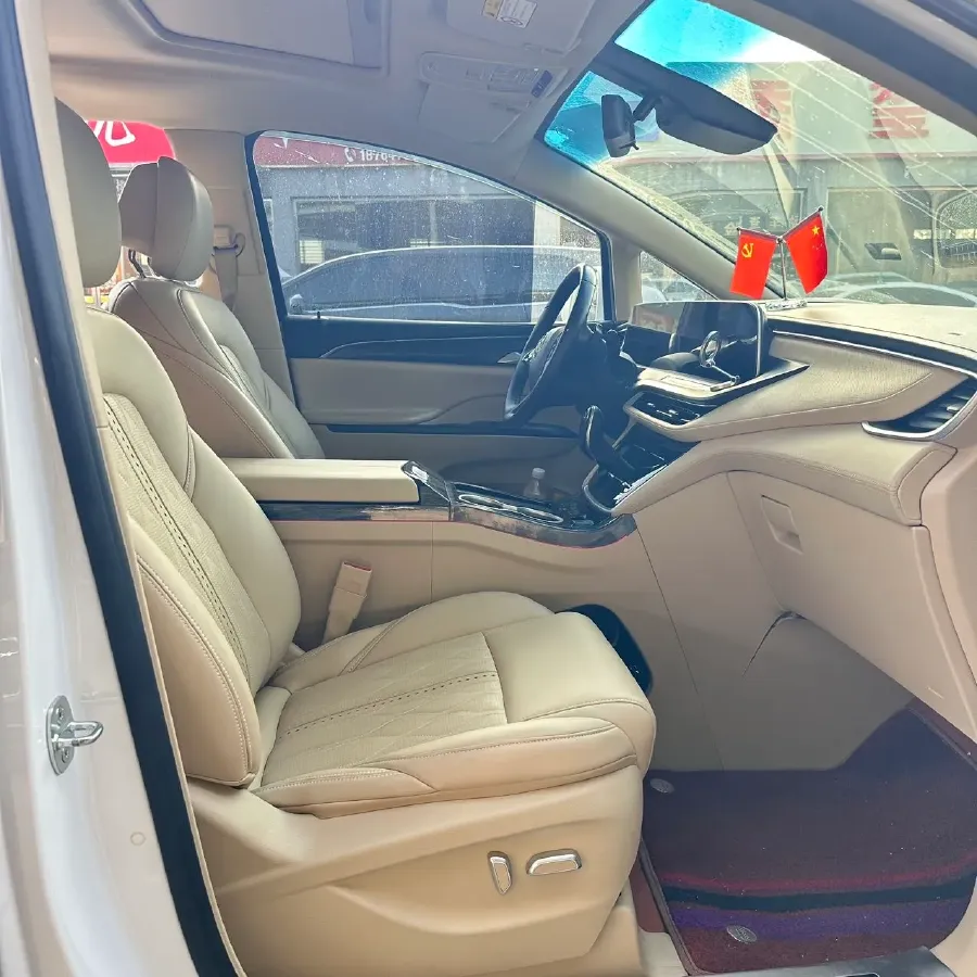 2022 Buick GL8 2.0T 237HP L4 9AT,autocango,china used car exporter,china ev exporter,chinese used car exporter,chinese used ev exporter