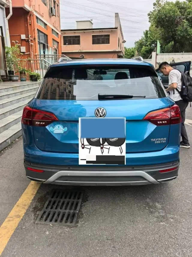 2019 Jeep Cherokee 2.0T 234HP L4 9AT,autocango,china used car exporter,china ev exporter,chinese used car exporter,chinese used ev exporter