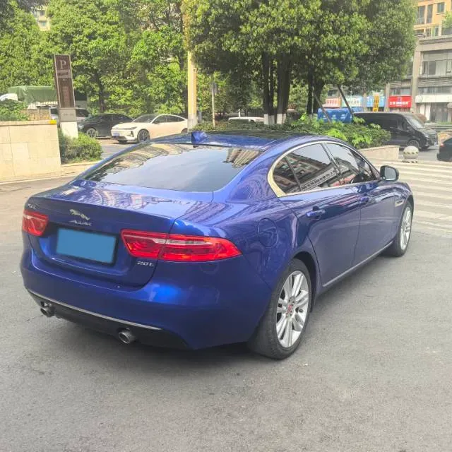 2019 Jeep Cherokee 2.0T 265HP L4 9AT,autocango,china used car exporter,china ev exporter,chinese used car exporter,chinese used ev exporter