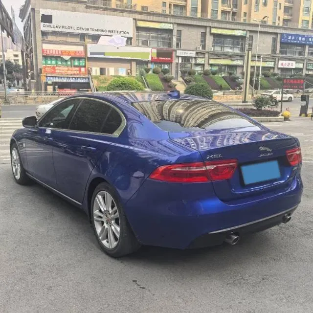 2019 Jeep Cherokee 2.0T 265HP L4 9AT,autocango,china used car exporter,china ev exporter,chinese used car exporter,chinese used ev exporter