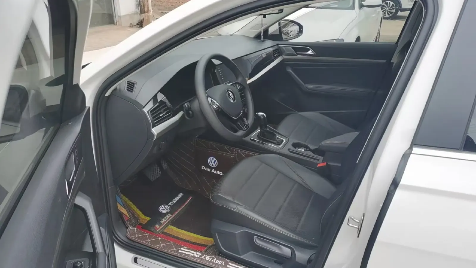 2021 Volkswagen Lavida 1.5L 113HP L4 6AT,autocango,china used car exporter,china ev exporter,chinese used car exporter,chinese used ev exporter