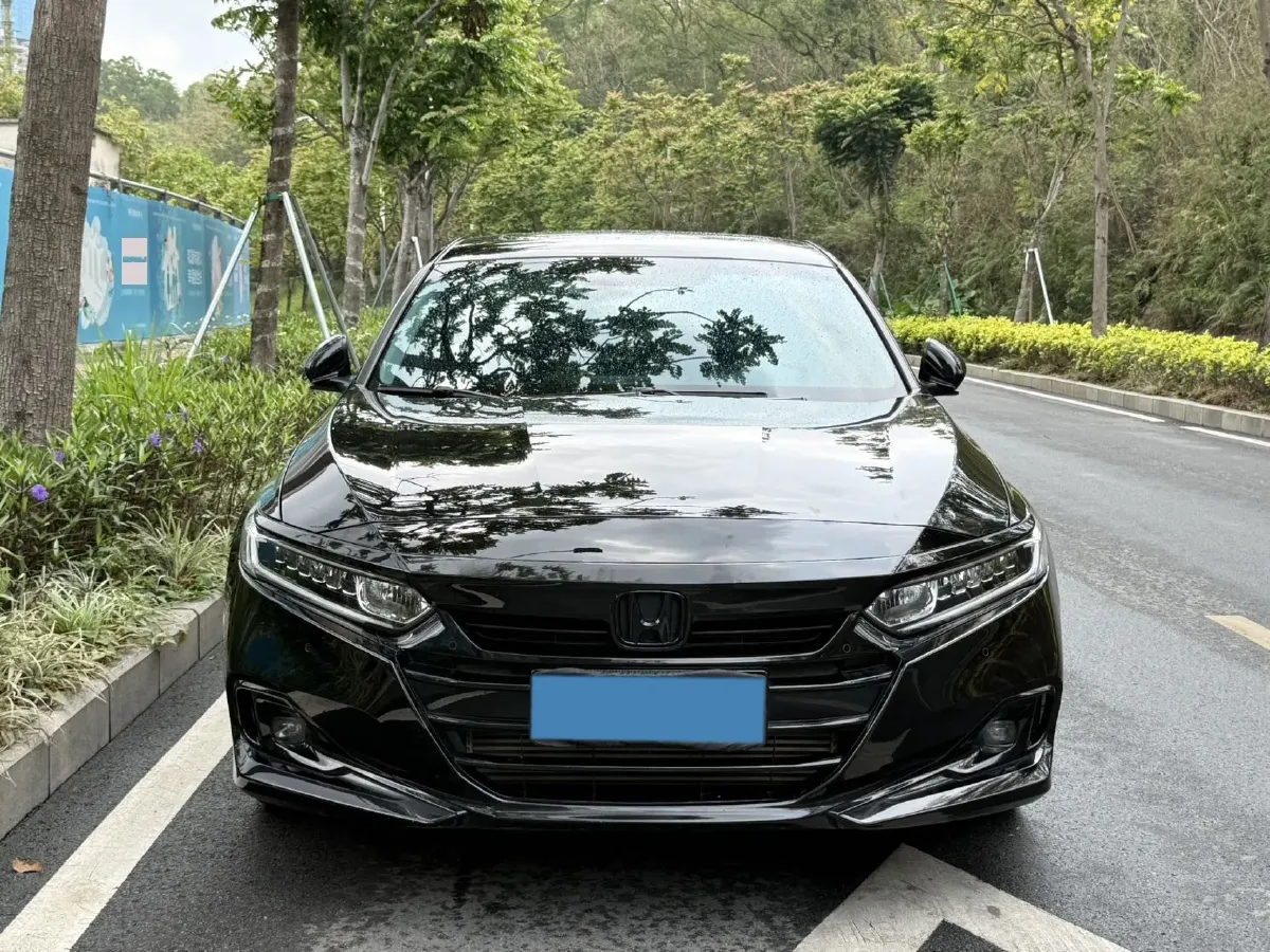 2022 Honda Accord 1.5T 194HP L4 CVT,autocango,china used car exporter,china ev exporter,chinese used car exporter,chinese used ev exporter